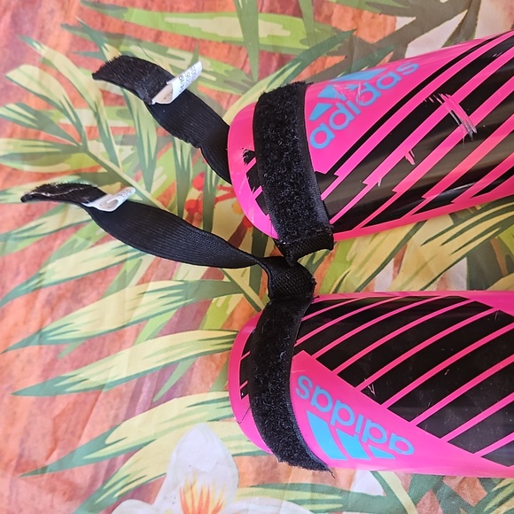 A1) Adidas shin guards - Picture 3 of 4